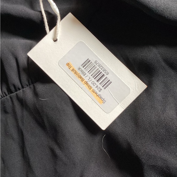 2 black camisoles - Picture 5 of 5